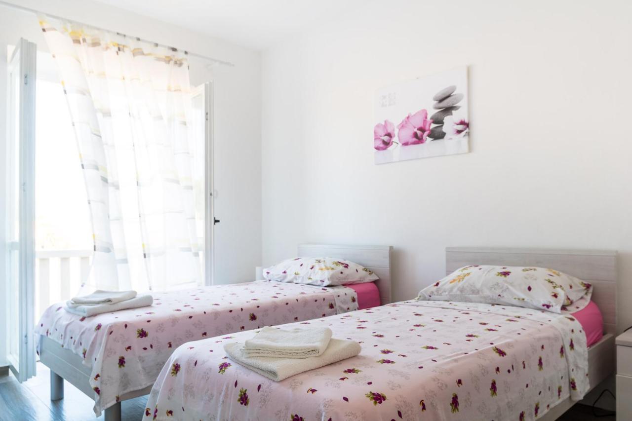 Apartmani Fides Lumbarda Eksteriør bilde
