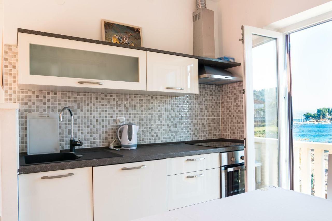 Apartmani Fides Lumbarda Eksteriør bilde